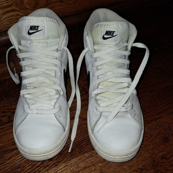 Nike Mens Court Royale 2 Mid Sneakers in White and Black - Picture 3 of 8